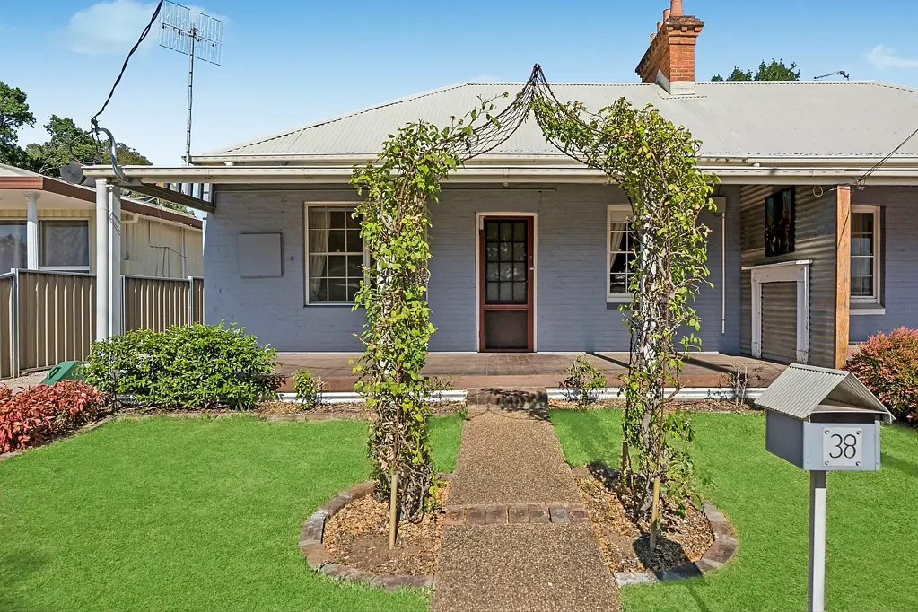38 Lewis Street, Mudgee, NSW 2850