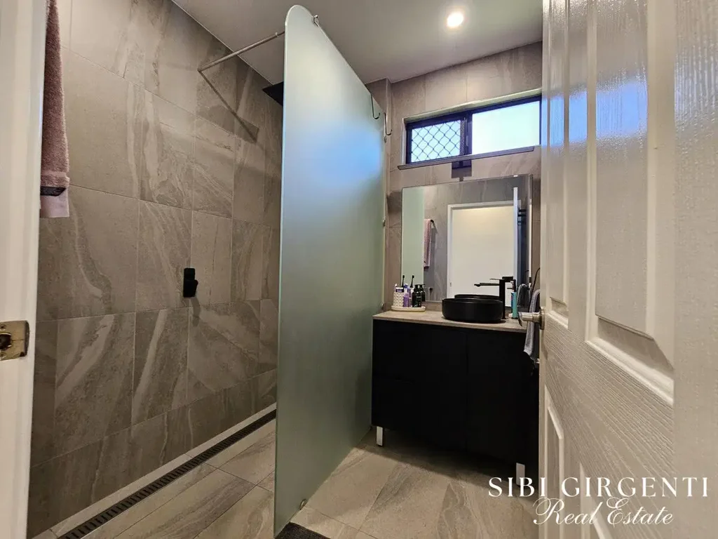 12 Kylie Close, Mareeba, QLD 4880