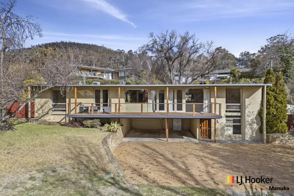Red Hill 4房  Mid-Century Style Family Home in a Prime Location