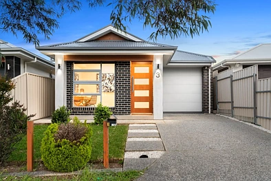 3 Carolan Crescent, Valley View, SA 5093, 3 Bedrooms, 2 Bathrooms, House
