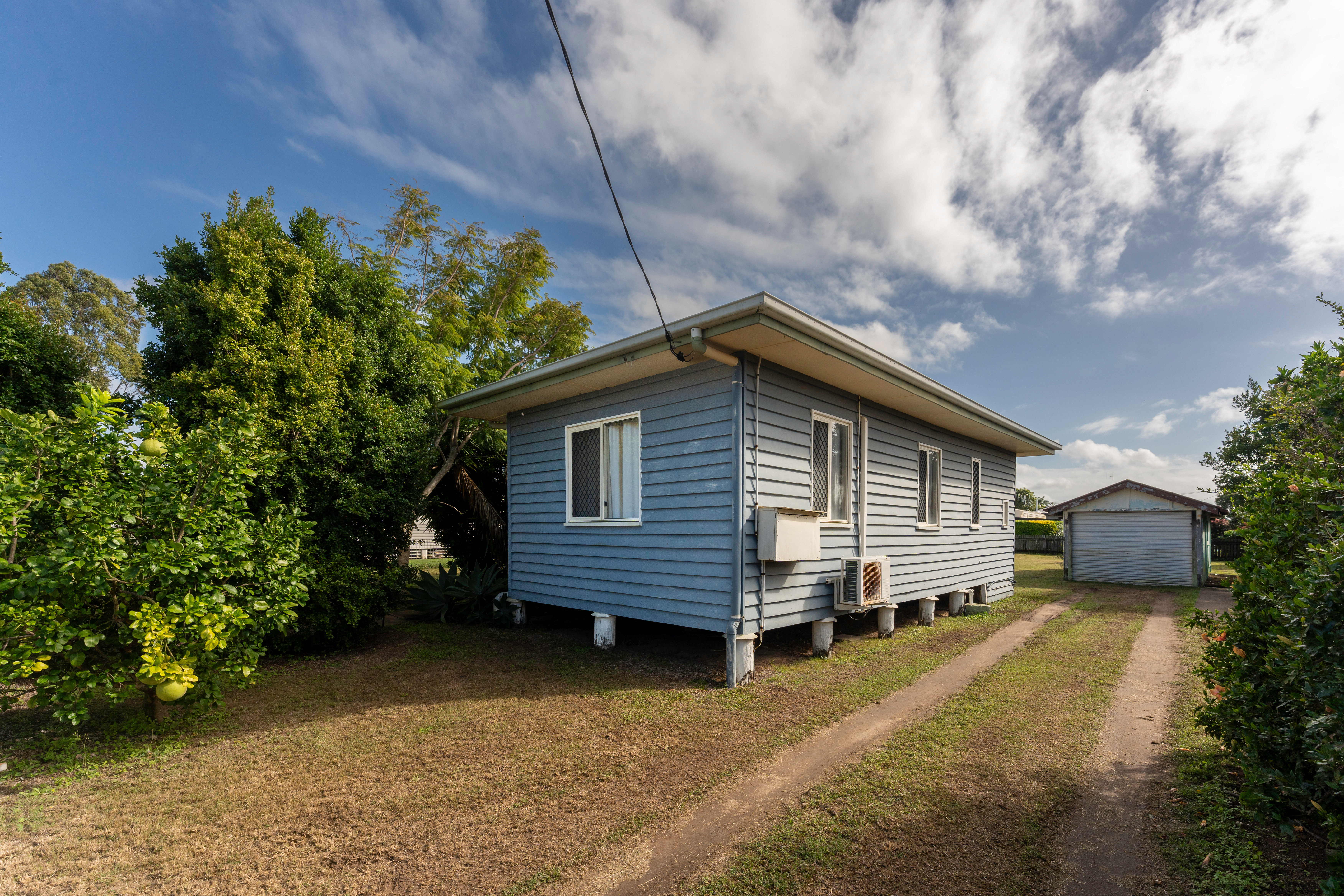 43 TARAKAN ST, SVENSSON HEIGHTS QLD 4670, 0部屋, 0バスルーム, House