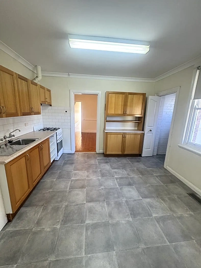 313 Main Street, Lithgow, NSW 2790, 2房, 1浴, Apartment
