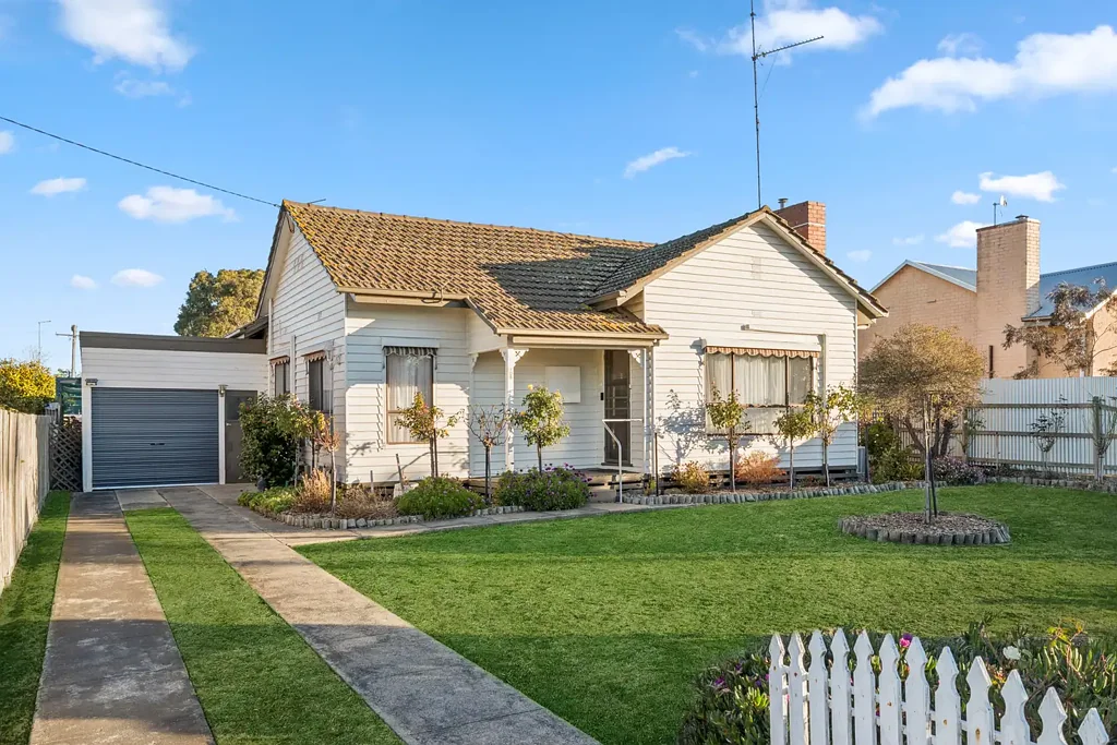 108 Wilson Street, Colac, VIC 3250