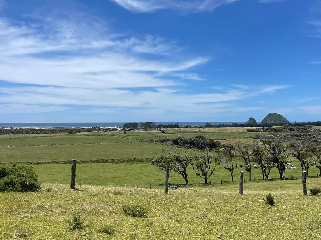 Great Barrier Island Location, Lifestyle and Views!