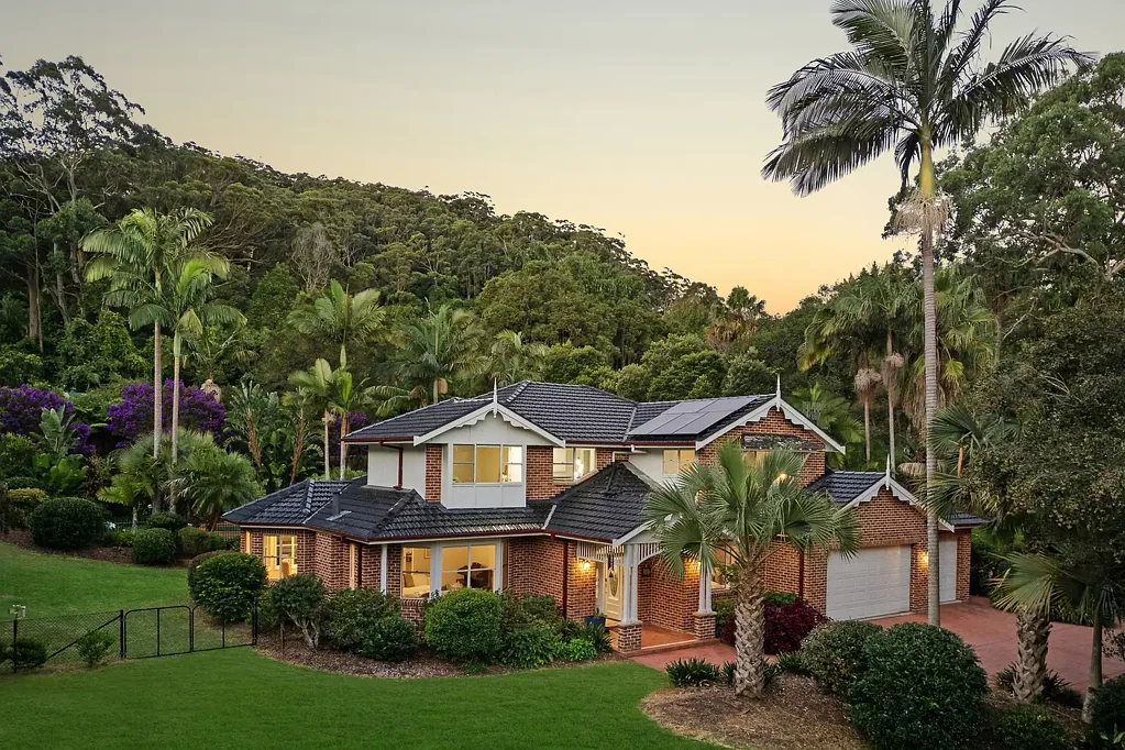 Wamberal 5ห้องนอน Coastal acreage retreat in Wamberal