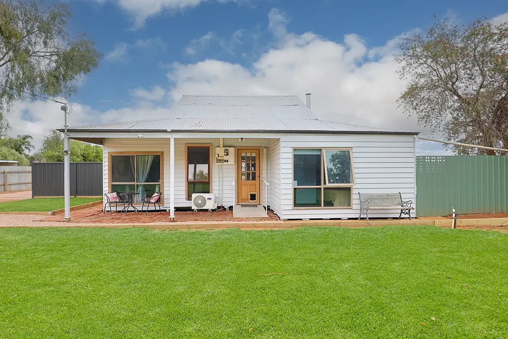 Merbein South 2房  Big Shed, Big Land With A Price You'll Love