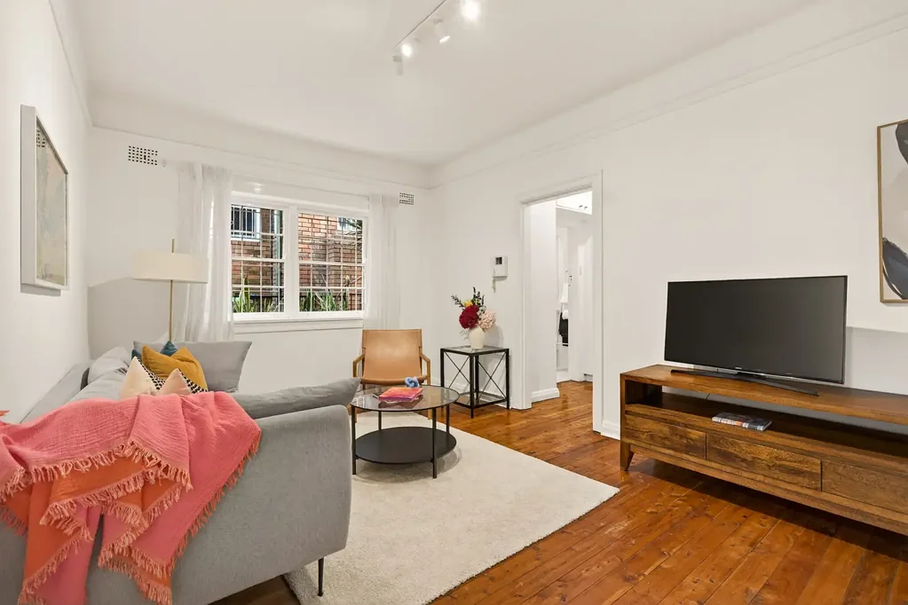 Bondi 2 Bedroom Classic Art Deco Charm Reimagined For Modern Beachside Living