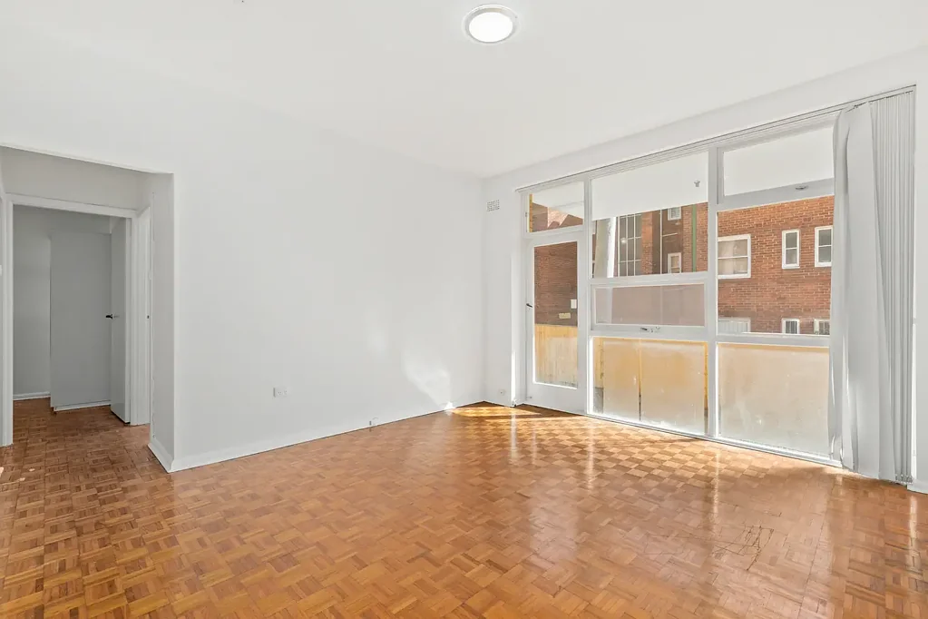 Two bedroom in the heart of Bondi