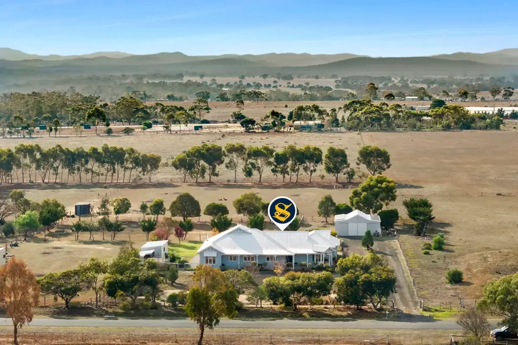 Melton West Your Dream Rural Retreat Awaits