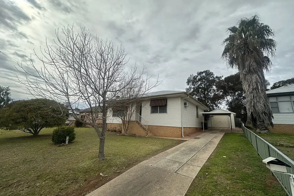Comfortable Living with Scenic Views – 3-Bedroom Home for Lease