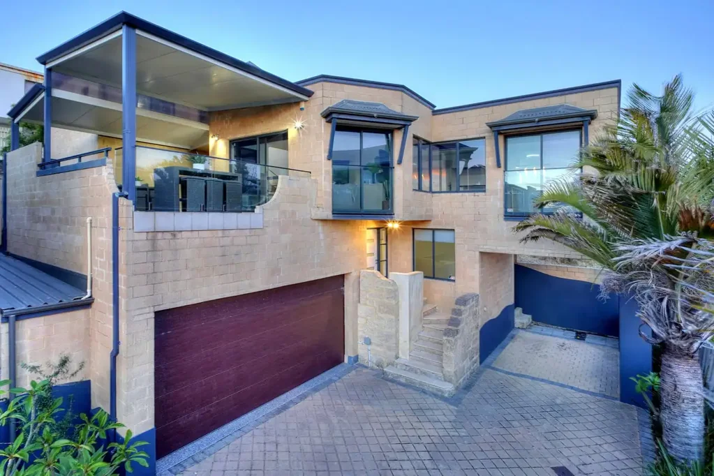 268D West Coast Highway, Scarborough, WA 6019