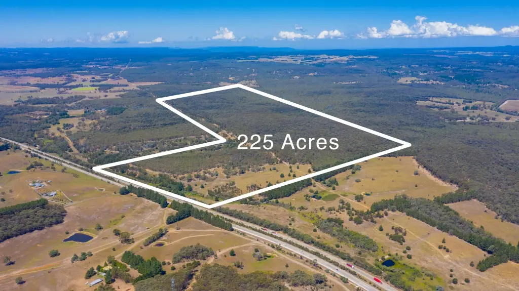 Marulan SYDNEY TO CANBERRA GROWTH CORRIDOR 
225 acres For Sale