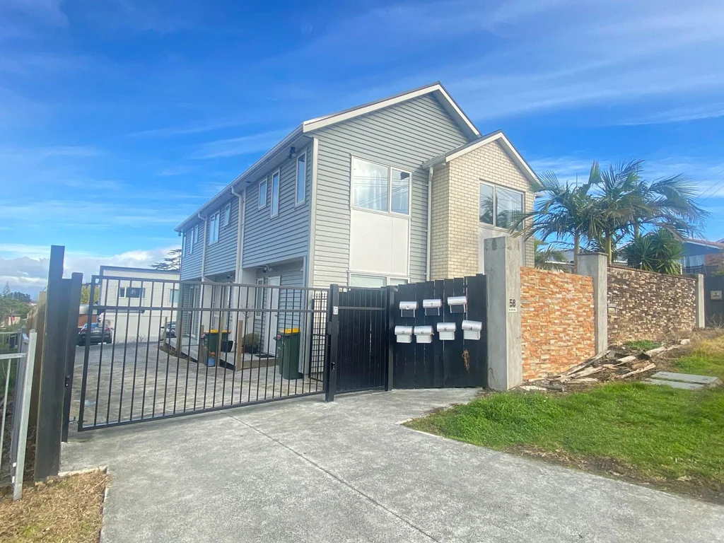 Near New 2 bedroom Terrace House
