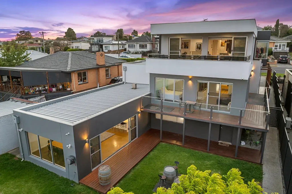 11 Murray Street, Hamlyn Heights, VIC 3215