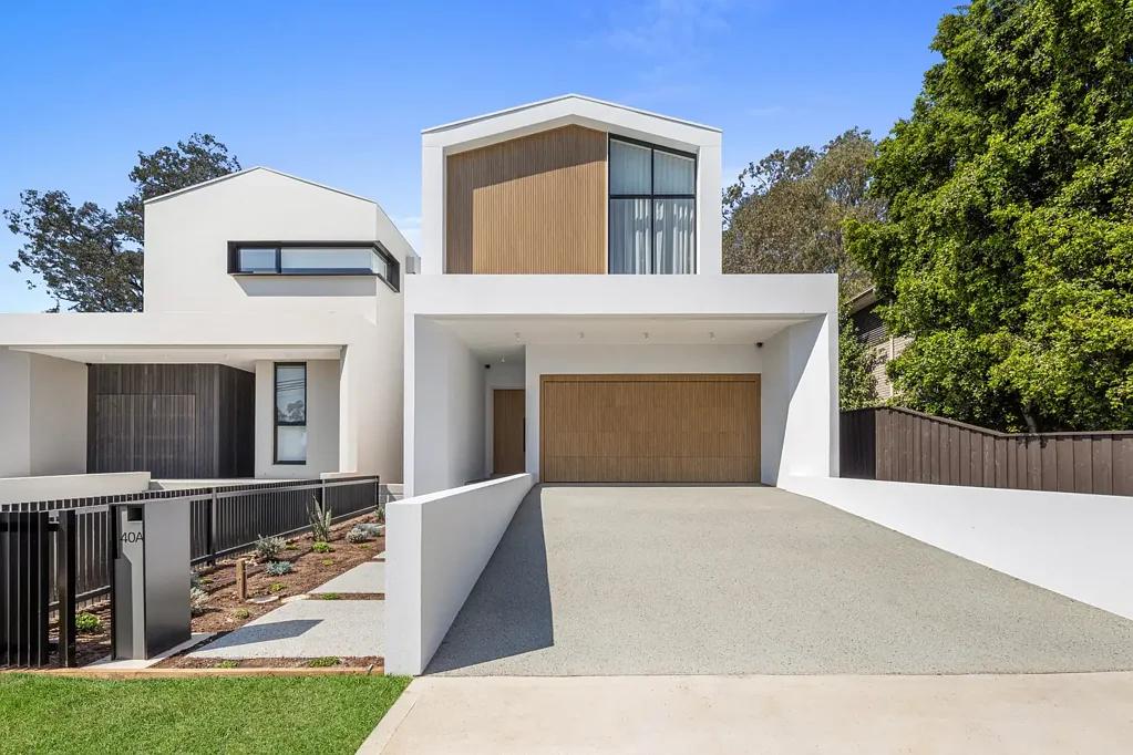 Seven Hills 5Kwarto Architecturally Designed Family Home