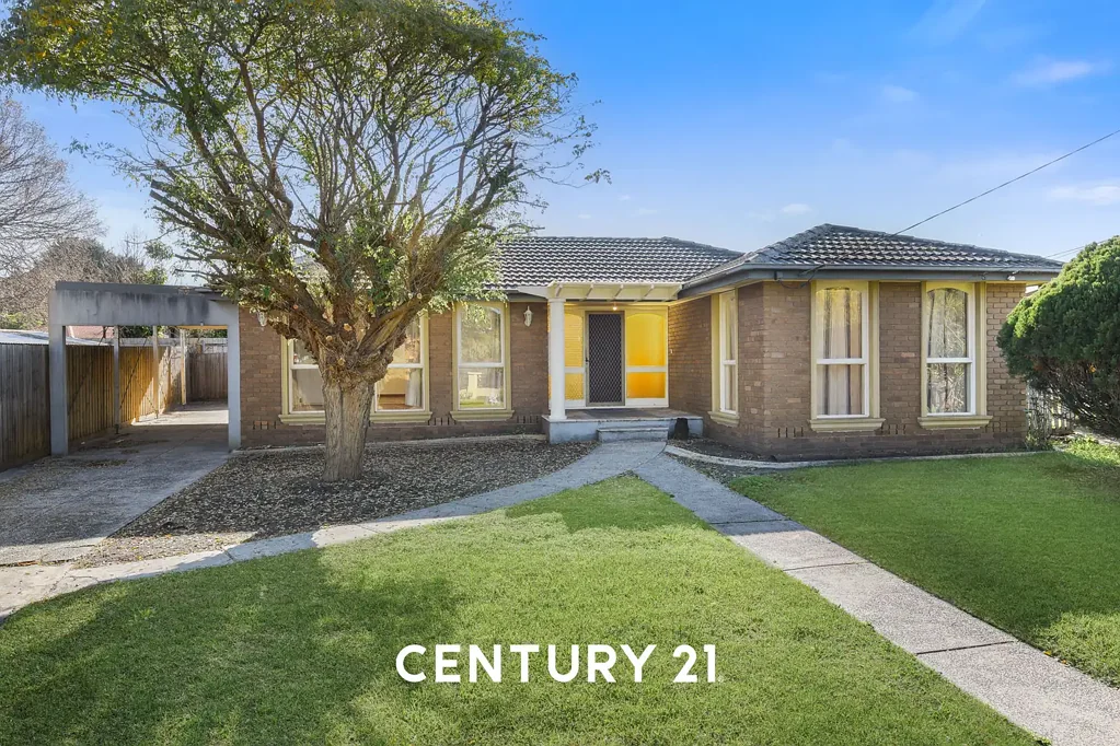 Clayton South 3침실 Affordable Family Home in Quiet Surrounds
