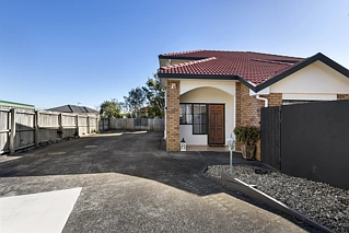 2/4 Dromora Close, Dannemora, Manukau City