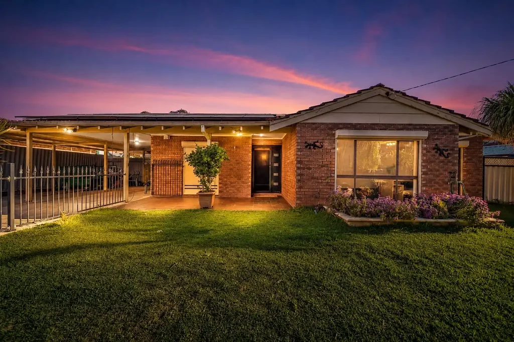 Gosnells 4房  SEEMINGLY ENDLESS SPACE!! MUST VIEW!!