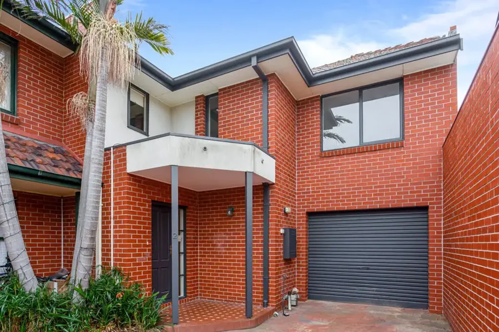 2/19 Hopetoun Avenue, Brunswick West, VIC 3055