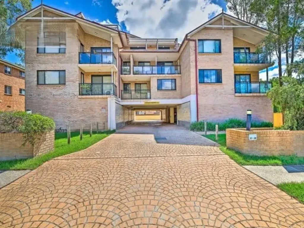 Spacious 3-Bedroom Unit with Air Conditioning & Balcony