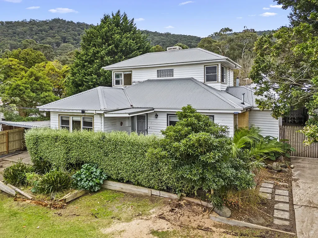 Ferntree Gully 6ห้องนอน Expansive family compound in premier location