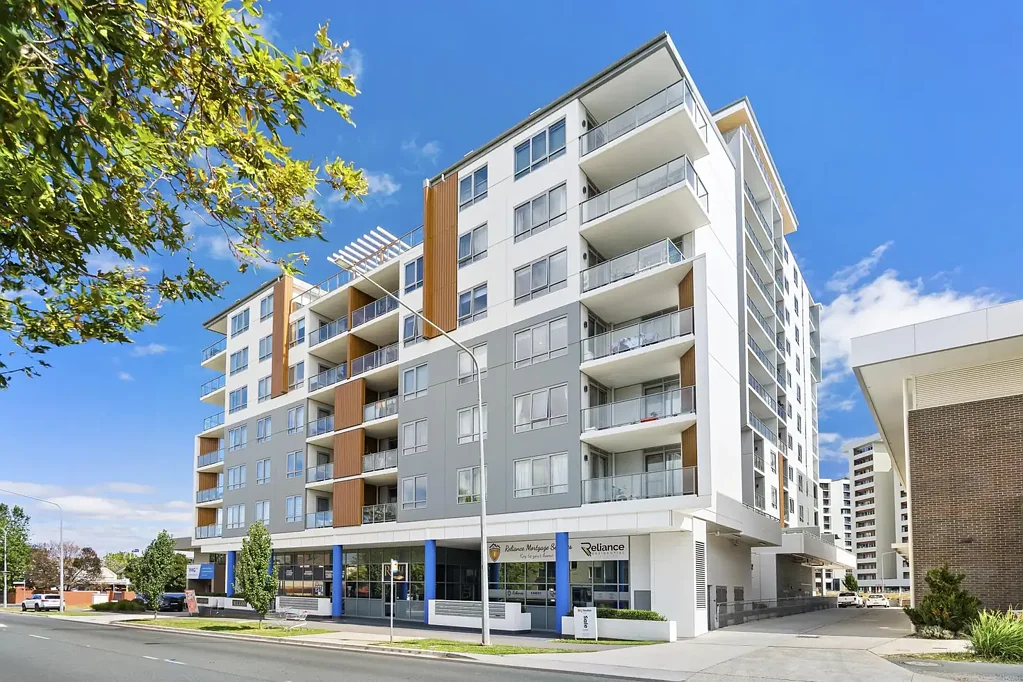 Gungahlin 2Kwarto North Facing, 2 bed Apartment in Medium Density Complex