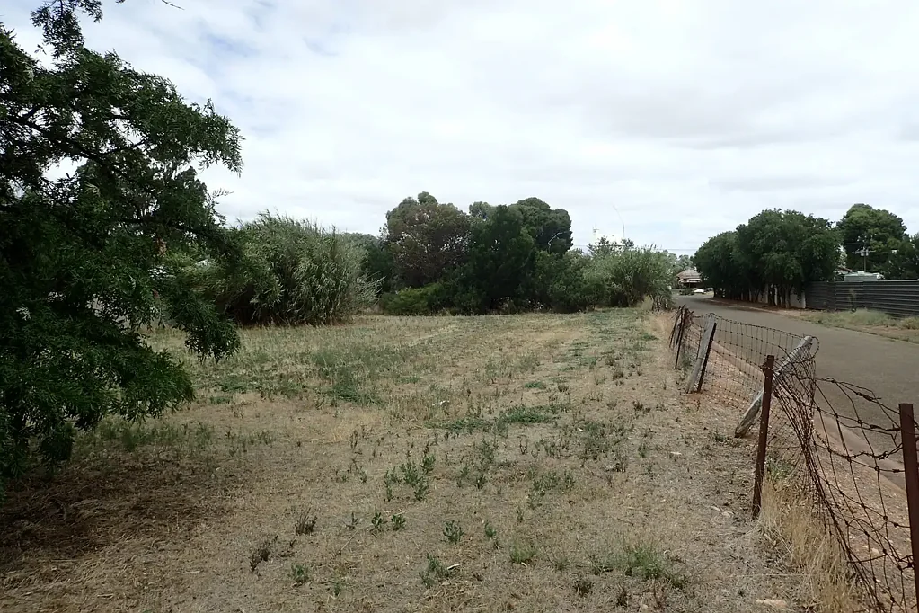 Jamestown Dual Street Access and Corner Allotment