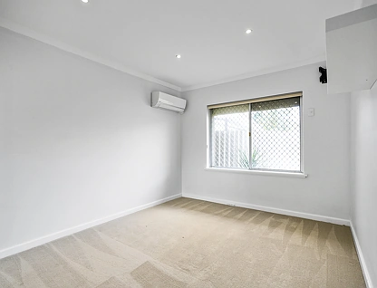 99A Gilbertson Road, Kardinya, South West Perth, 3 Kuwarto, 1 Banyo, Apartment