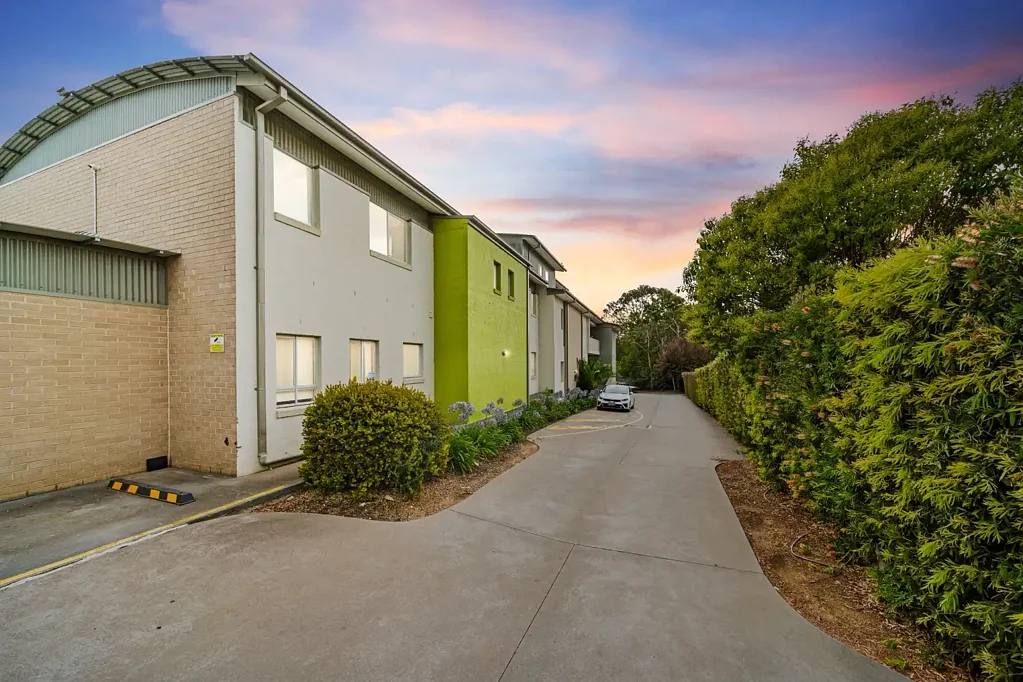 Crestwood 1 Bedroom Stylish, Sun-Filled Living with Strong Investment Appeal