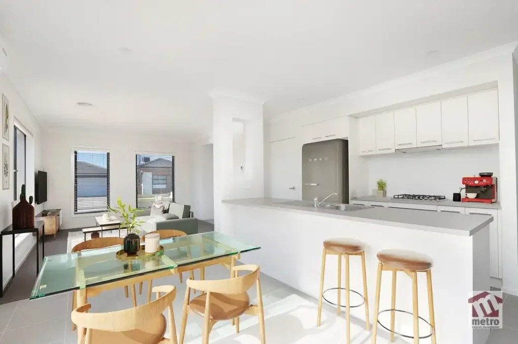 FABULOUS FAMILY LIVING!