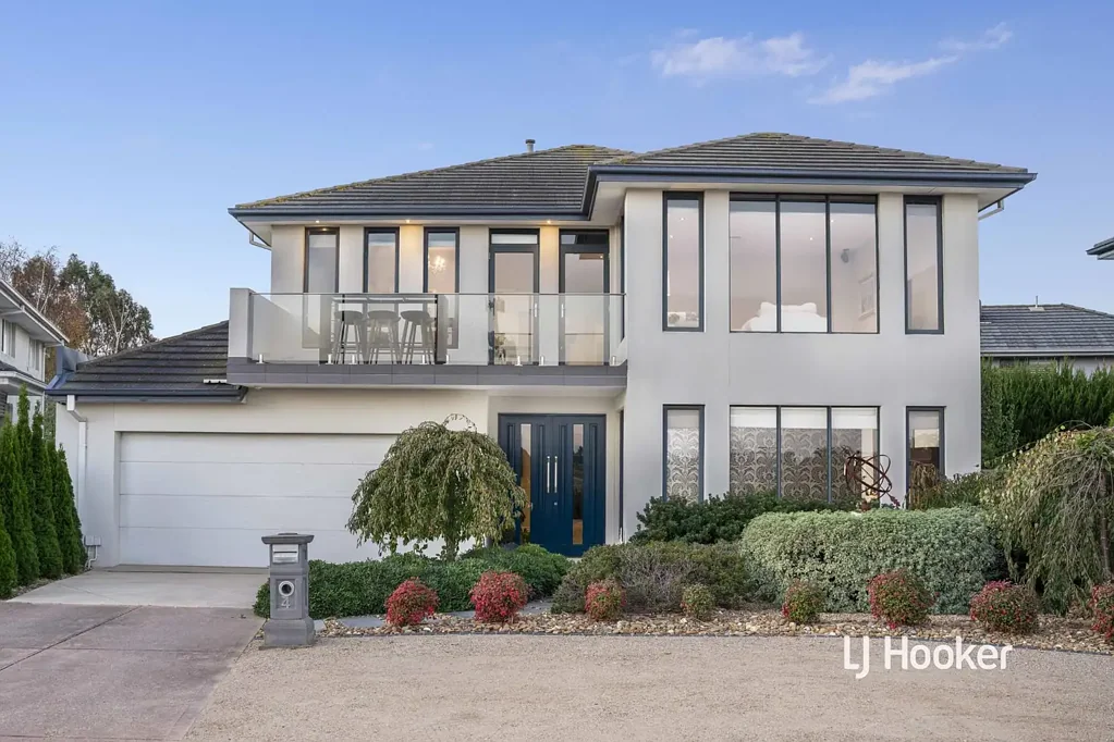 4 Eagleview Place, Point Cook, VIC 3030