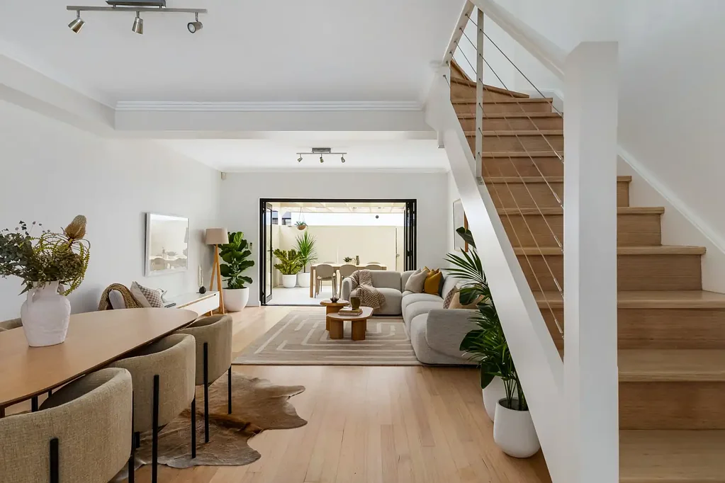 2/151 Illawarra Road, Marrickville, NSW 2204