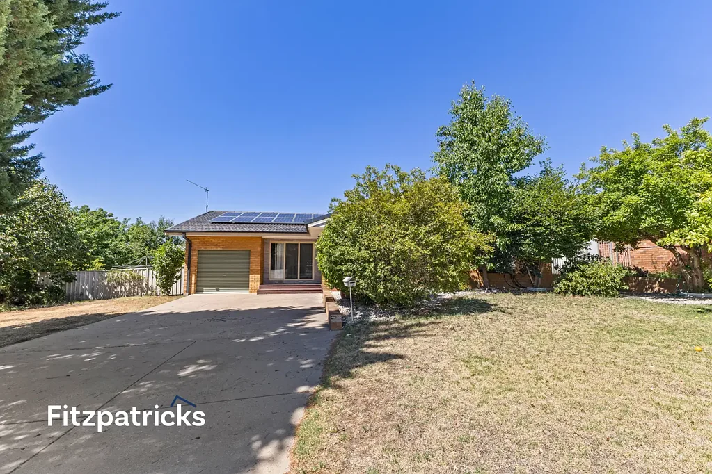 2 Atherton Crescent, Tatton, NSW 2650