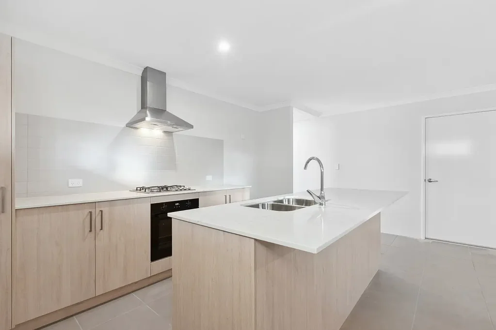 A Brand-New Light & Bright Lakelands Delight
