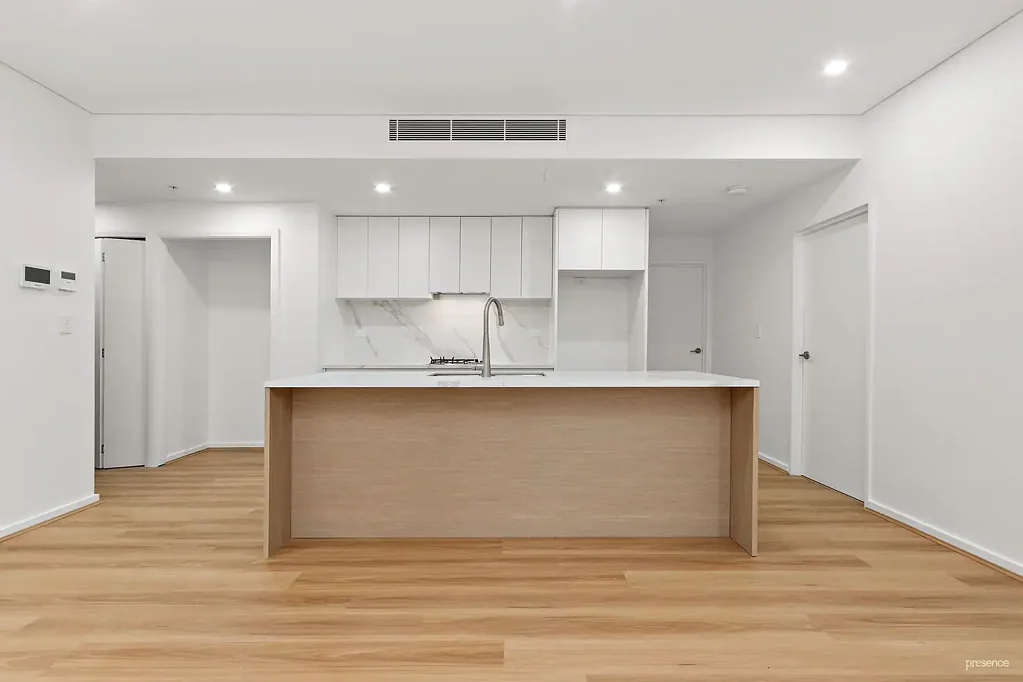 LUXURY REAR FACING 2-BEDROOM APARTMENT WITH PRIVATE OUTDOOR SPACE