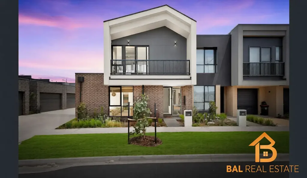 Aintree 4ห้องนอน Nearly New Double Storey Townhouse in the Prestigious Woodlea Estate!!!