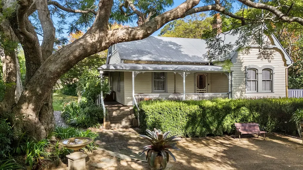 Kurrajong 5Kwarto 'Plynlimmon' - A Breathtaking Heritage Retreat in the Heart of Kurrajong