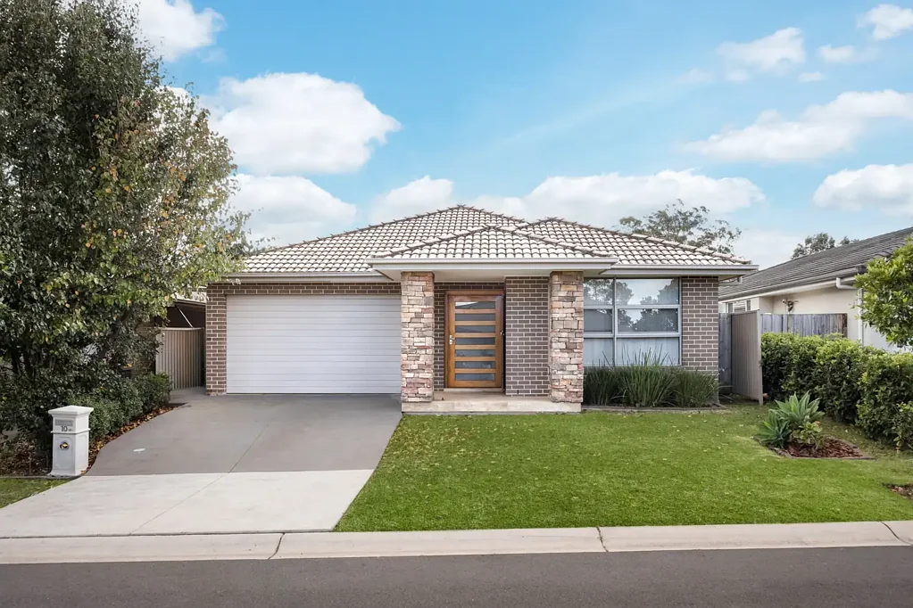 Spring Farm 4ਬੈੱਡਰੂਮ Easy Living in the Heart of Spring Farm