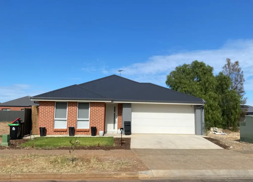 4 Bedroom Family Home