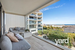 17/2 Tasker Place, North Fremantle