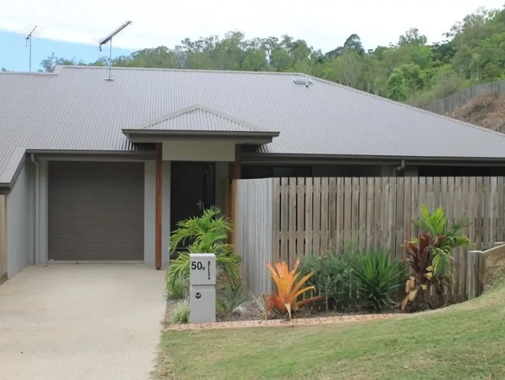2/50 Jackson Street, Sarina, QLD 4737