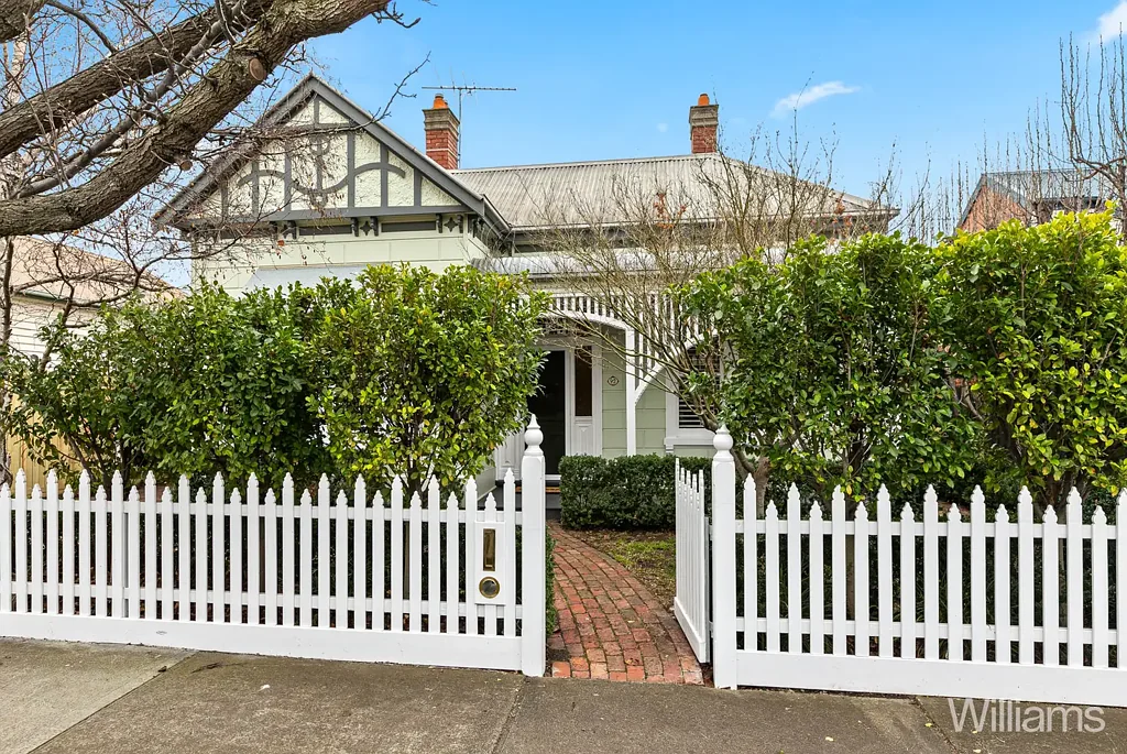 92 Elphin Street, Newport, VIC 3015