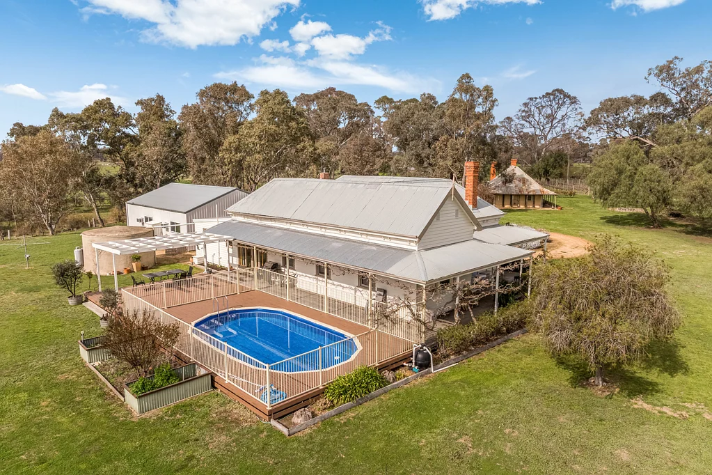 Avoca "Mackereth's Hedon Farm" c.1865 - Home to Pioneer Pyrenees Wine Maker