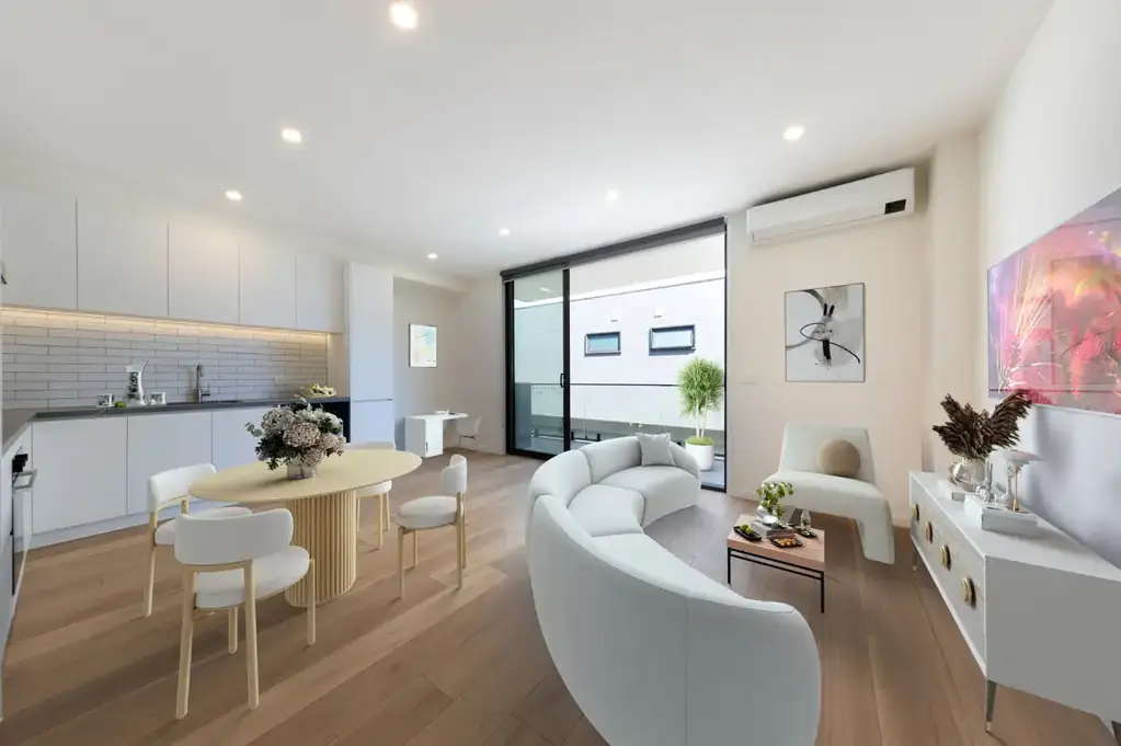 Doncaster East 3chambre Spacious Home inside East Doncaster Secondary Zone
