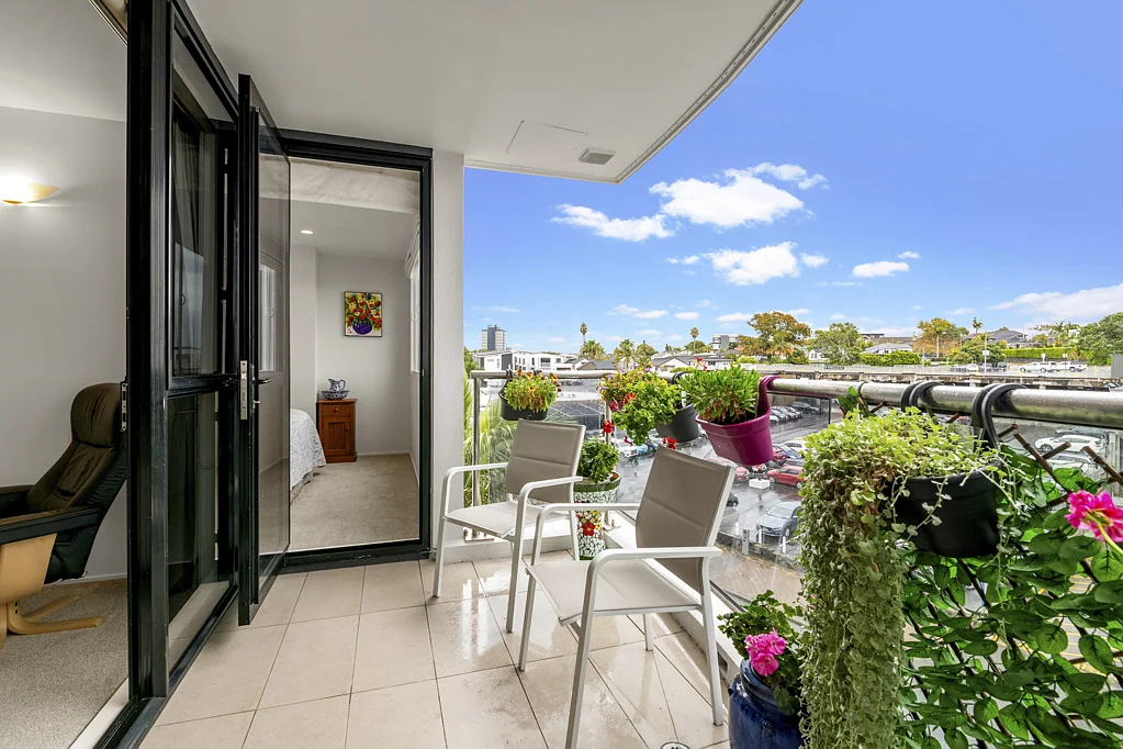 4H/175 Hurstmere Road, Takapuna, North Shore City, Auckland