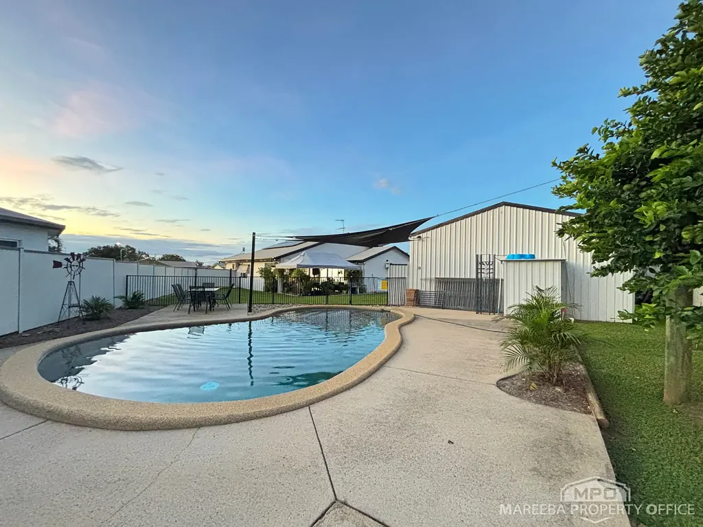 Mareeba 4Moenga THE COMPLETE LIFESTYLE PACKAGE – Pool, Solar, Huge Shed & More!
