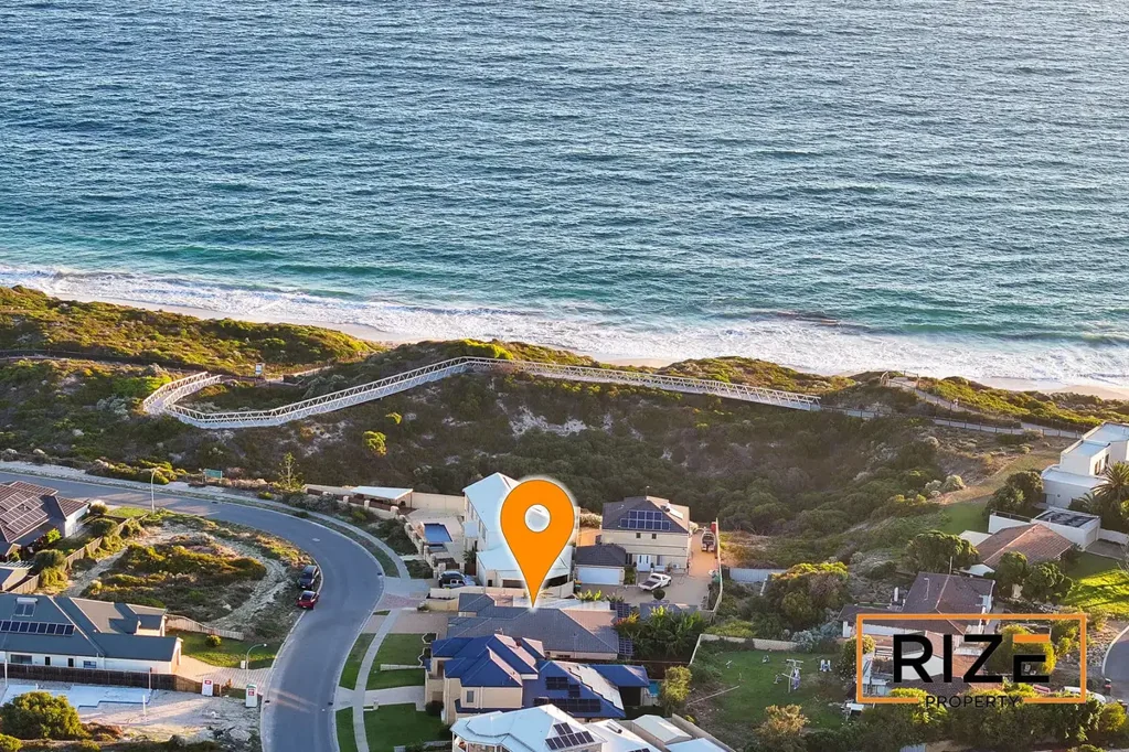 Yanchep 4房  DREAM HOME METRES TO THE OCEAN WITH WORKSHOP