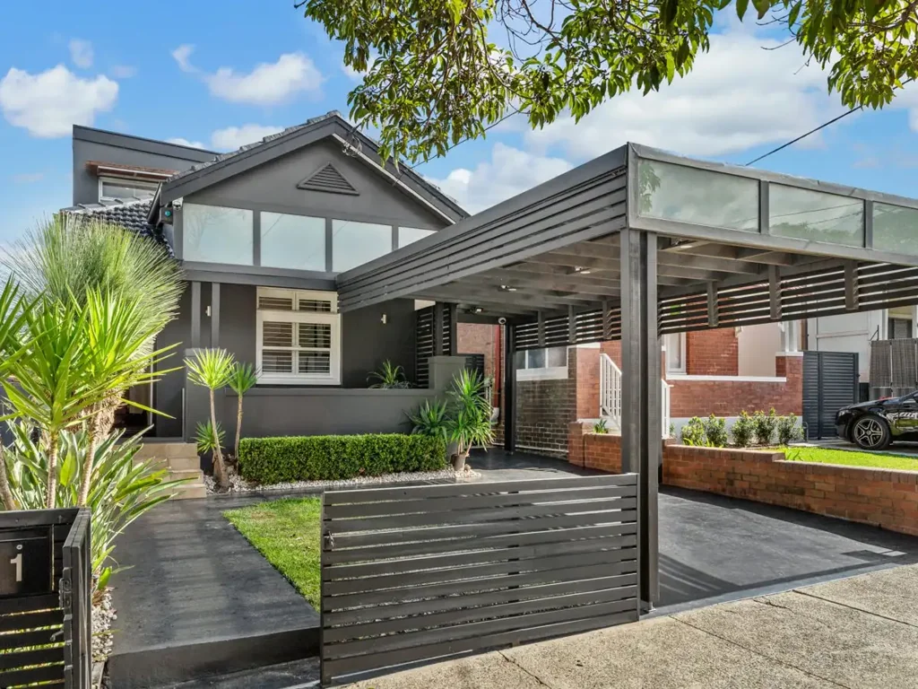 1 Ingham Avenue, Five Dock, NSW 2046, 4房, 2浴, House