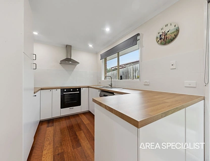 1 Earle Close, Pakenham, VIC 3810, 3房, 1浴, 独立屋