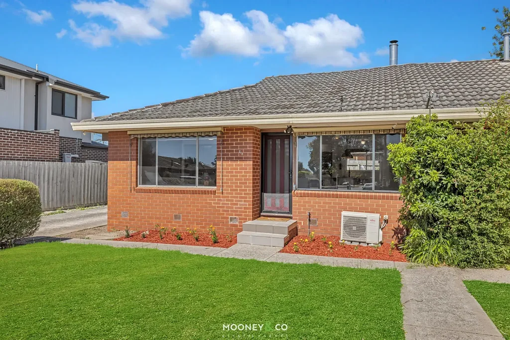 2/8 McLaren Avenue, Cranbourne, VIC 3977